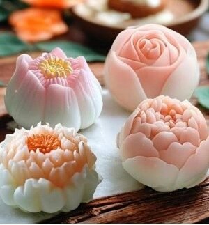 4PC FLOWER MOLD
