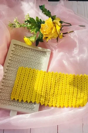 Knitting Mold